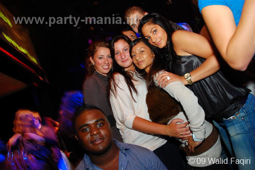 090903_015_no_paard_partymania