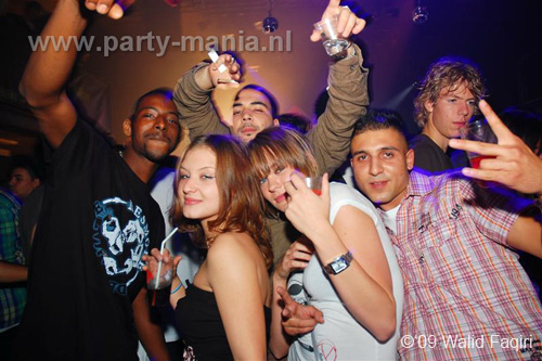 090903_029_no_paard_partymania