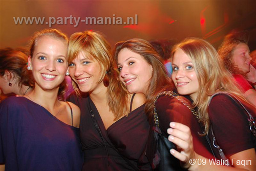 090903_053_no_paard_partymania