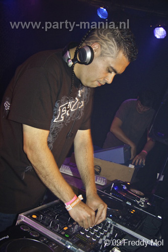 090904_007_musicon_partymania