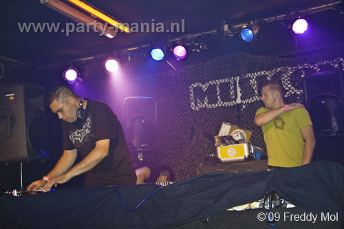 090904_008_musicon_partymania