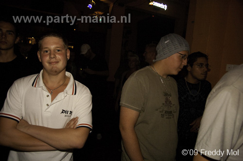 090904_021_musicon_partymania