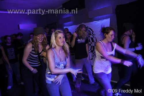 090904_035_musicon_partymania