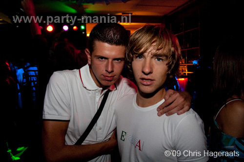 090904_007_onefour_partymania