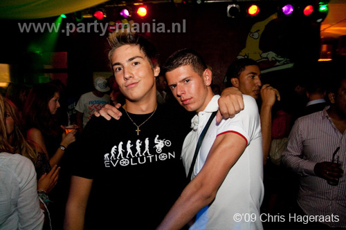 090904_013_onefour_partymania