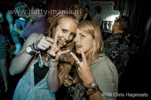 090904_022_onefour_partymania