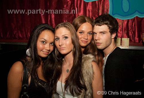 090904_025_onefour_partymania