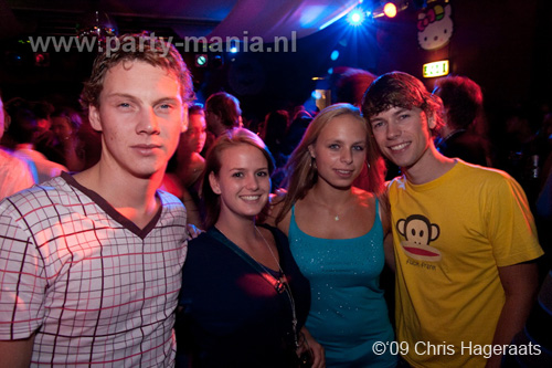 090904_033_onefour_partymania