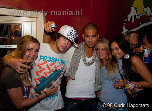 090904_036_onefour_partymania