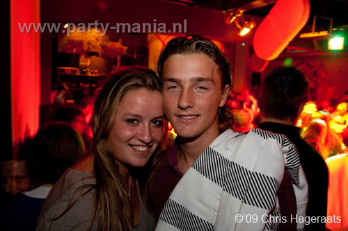 090904_053_onefour_partymania