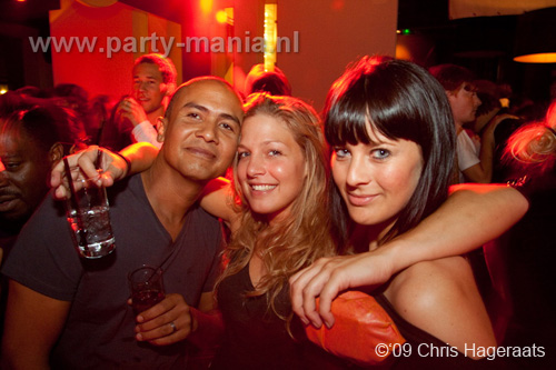 090904_060_onefour_partymania