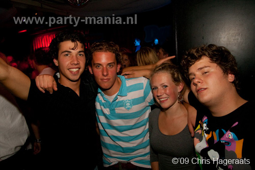 090904_061_onefour_partymania