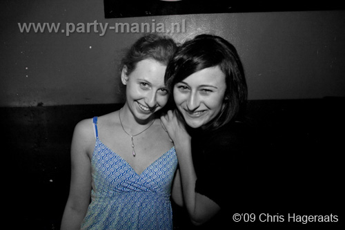 090904_070_onefour_partymania