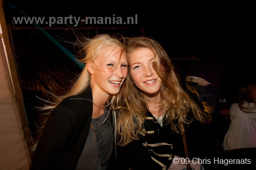 090905_046_whoosah_partymania