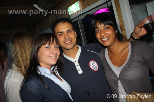 090912_013_karavaan_partymania