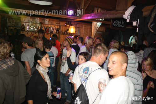 090912_017_karavaan_partymania