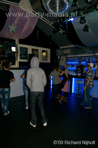 090912_004_le_paris_partymania