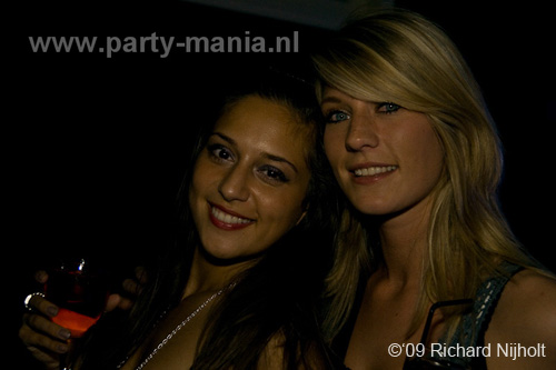 090912_015_le_paris_partymania