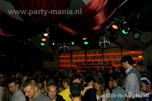 090912_024_le_paris_partymania