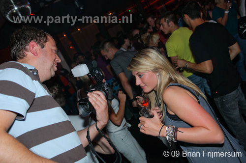 090912_014_le_paris_partymania