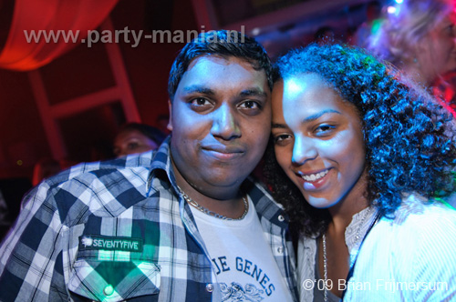 090912_040_le_paris_partymania