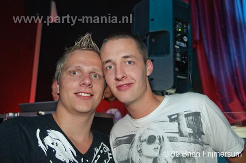 090912_051_le_paris_partymania