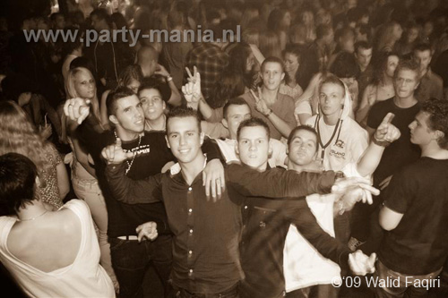 090912_025_los_partymania
