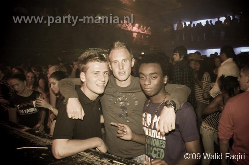 090912_027_los_partymania