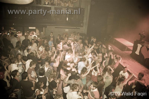 090912_051_los_partymania