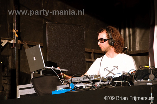 090912_037_the_city_is_yours_partymania