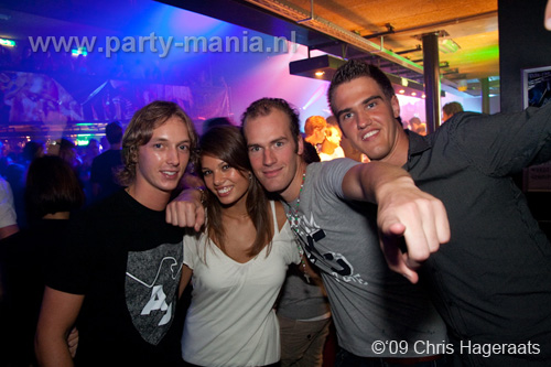 090919_056_city_madness_partymania