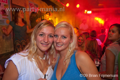 090926_024_90s_only_partymania