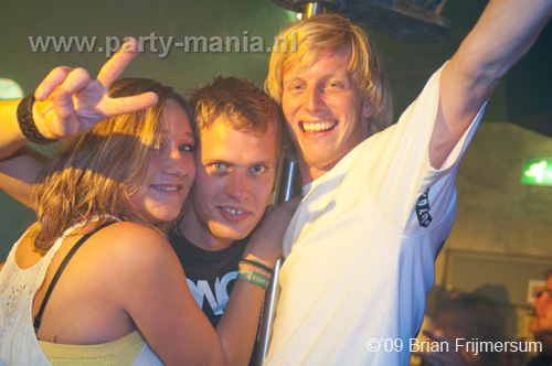 090926_046_90s_only_partymania