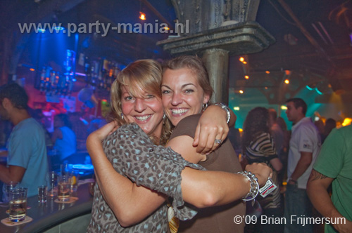 090926_047_90s_only_partymania
