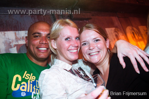 090926_062_90s_only_partymania