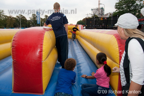 090926_045_escampfestival_partymania