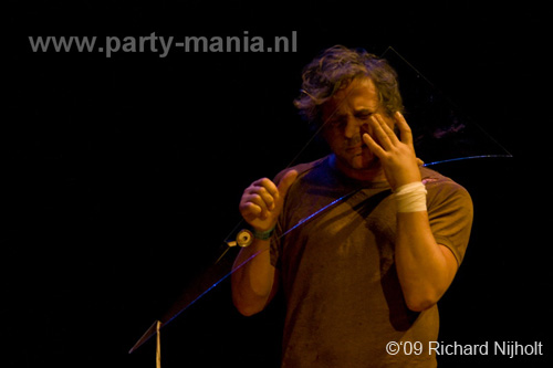 090926_058_todaysart_partymania