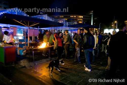 090926_076_todaysart_partymania