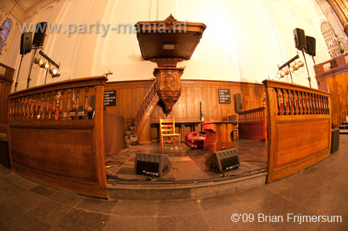 090926_017_todaysart_partymania