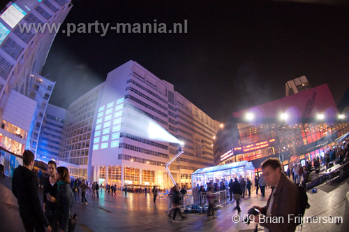 090926_038_todaysart_partymania