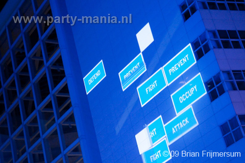 090926_042_todaysart_partymania