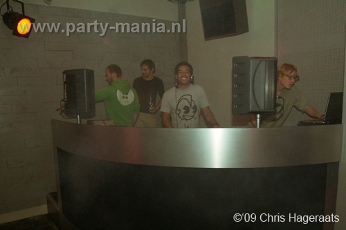 091002_016_seven_cliche_partymania