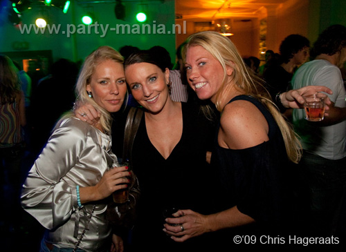 091002_074_seven_cliche_partymania