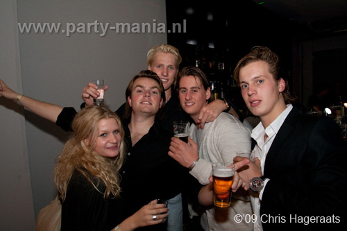 091002_079_seven_cliche_partymania