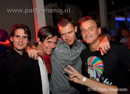 091002_081_seven_cliche_partymania