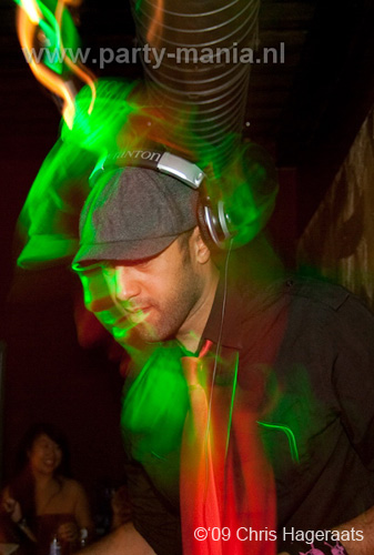 091002_086_seven_cliche_partymania