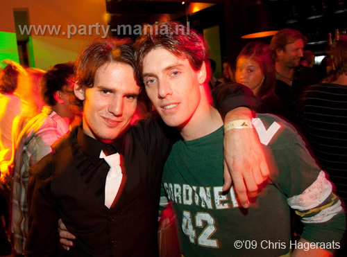 091002_088_seven_cliche_partymania