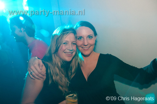 091002_104_seven_cliche_partymania