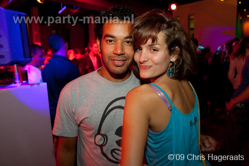 091002_107_seven_cliche_partymania