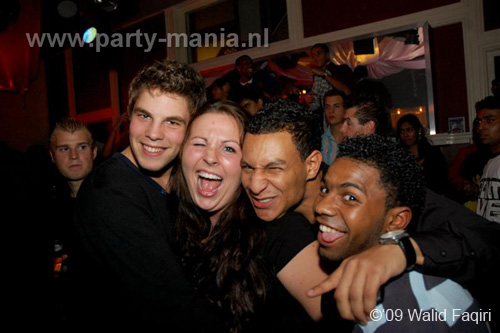 091009_037_le_paris_partymania